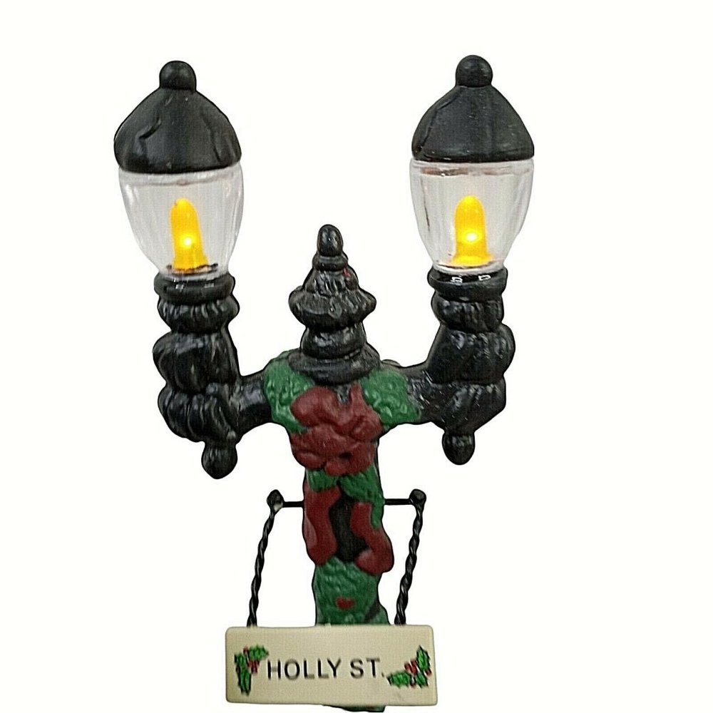 Vintage Christmas Lighted Carolers Musical Holiday Scene Figure 11" - Picture 8 of 9